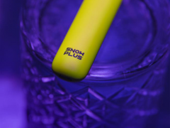 SNOWPLUS雪加首推夜魔荧光系列，成电子烟市场最潮品牌