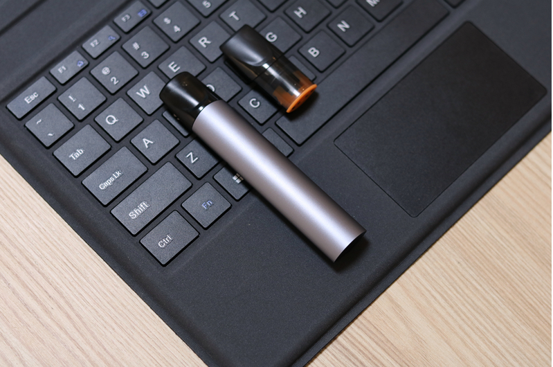 RELX悦刻换弹雾化烟评测