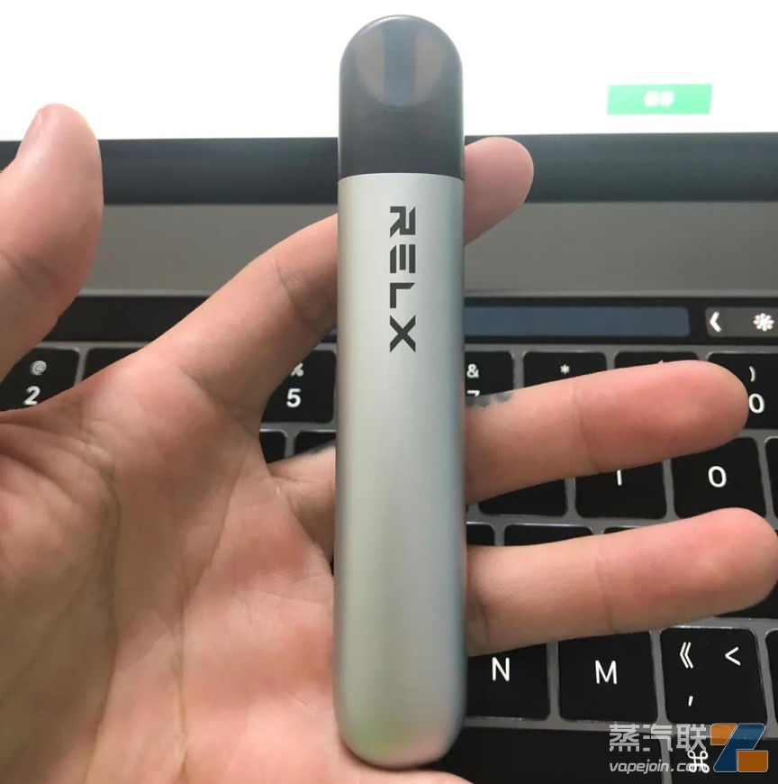 relx悦刻四代电子烟充电怎么看满没满