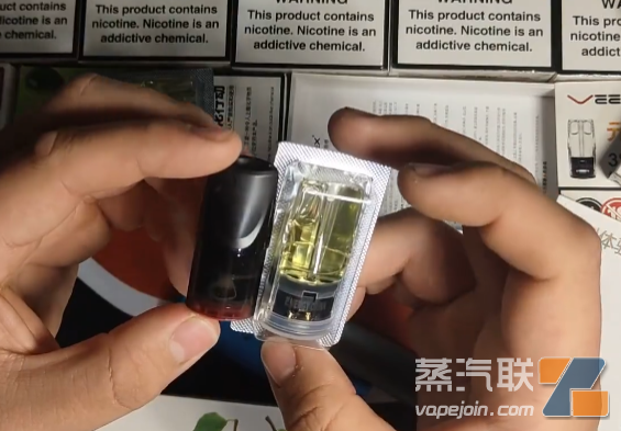 导致很多的悦刻用户使用过维刻烟弹,所以它们是有大量的重叠用户的,被