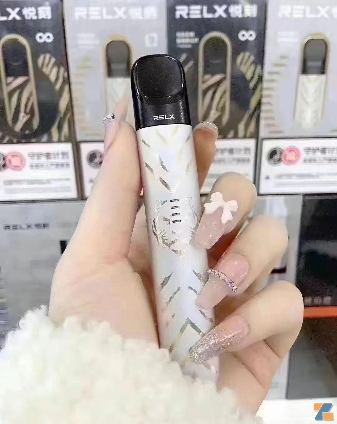 五代幻影虎年限定杆瑞虎踏雪