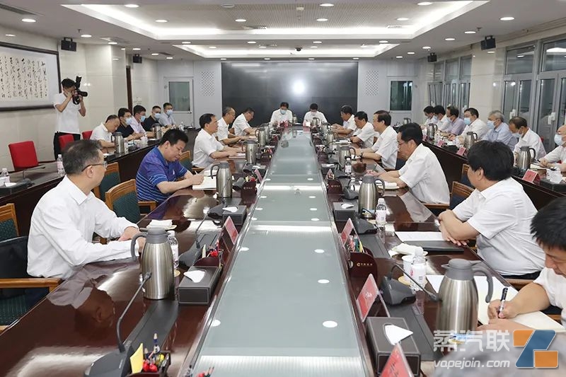 工信部部长金壮龙：加快建立健全电子烟监管相关配套政策