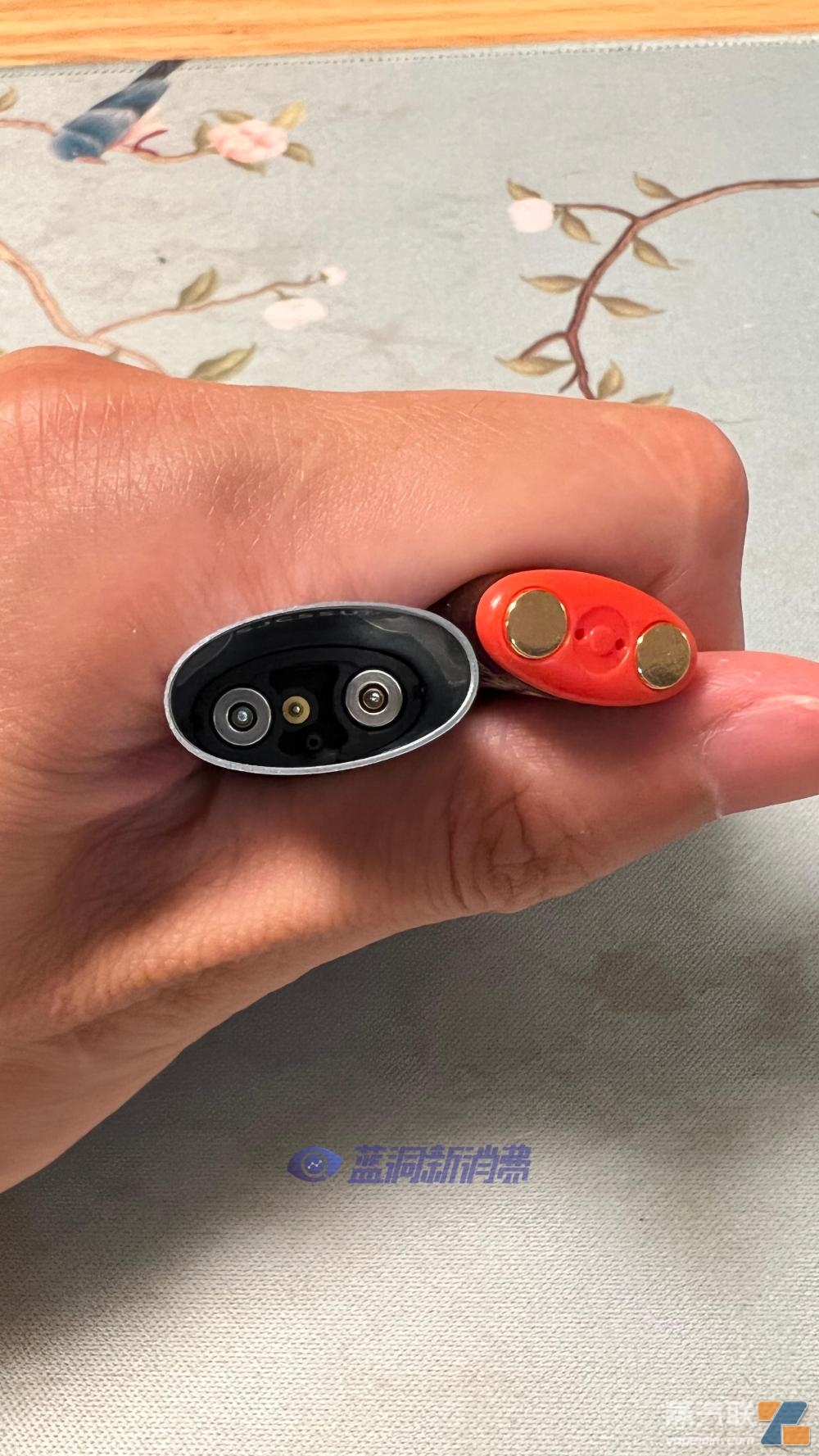 悦刻国标电子烟产品开箱